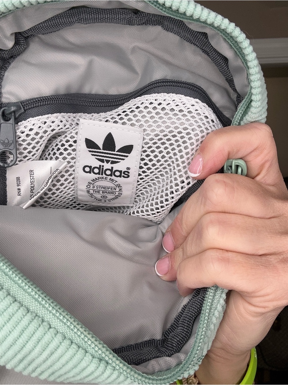 Adidas Originals Corduroy Mini Backpack NWT Mint Green Trefoil - Picture 12 of 13
